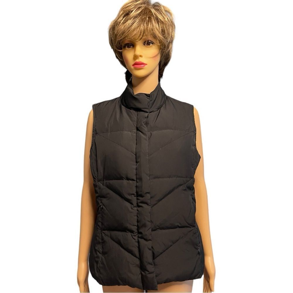 Lady Footlocker Down Puffer Vest Size Medium